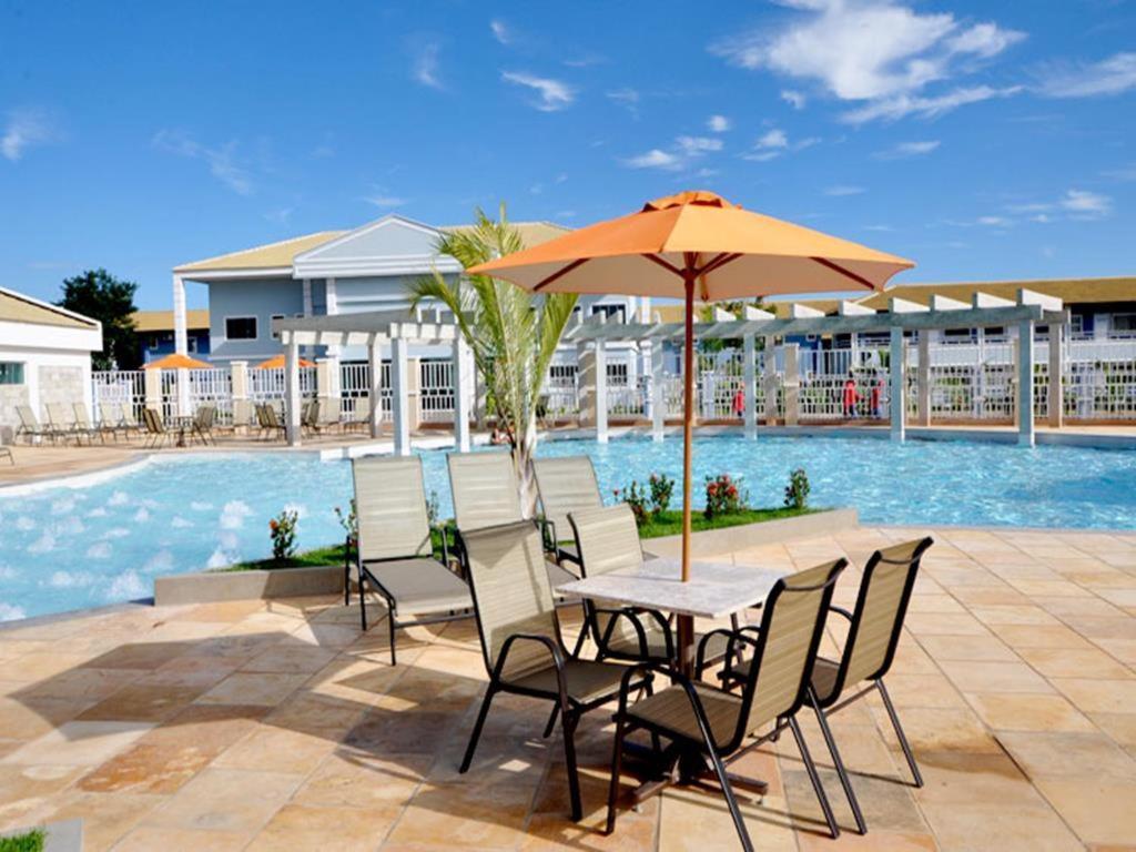Thermas Lacqua Diroma Com Piscina De Ondas Gratis 24Horas Caldas Novas Luaran gambar
